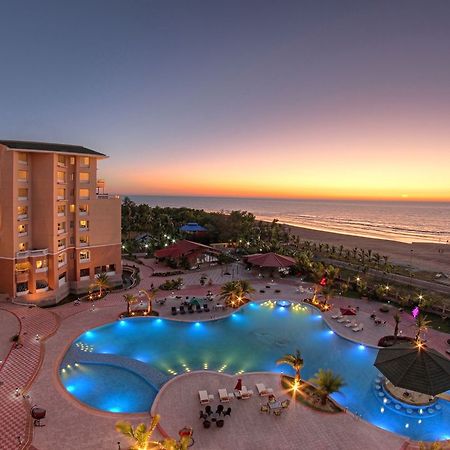 Royal Tulip Sea Pearl Beach Resort & Spa Кокс-Базар Екстер'єр фото