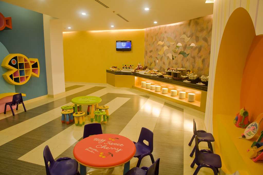 Royal Tulip Sea Pearl Beach Resort & Spa Кокс-Базар Ресторан фото