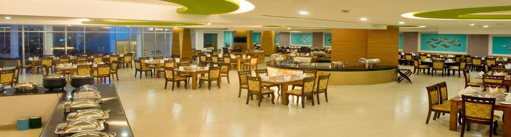 Royal Tulip Sea Pearl Beach Resort & Spa Кокс-Базар Ресторан фото